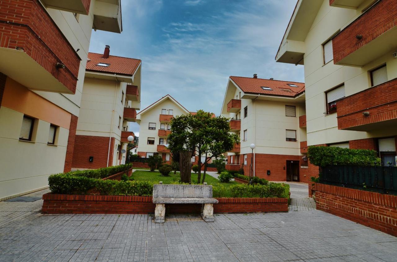 Apartamento Playas De Quejo Isla Exterior photo