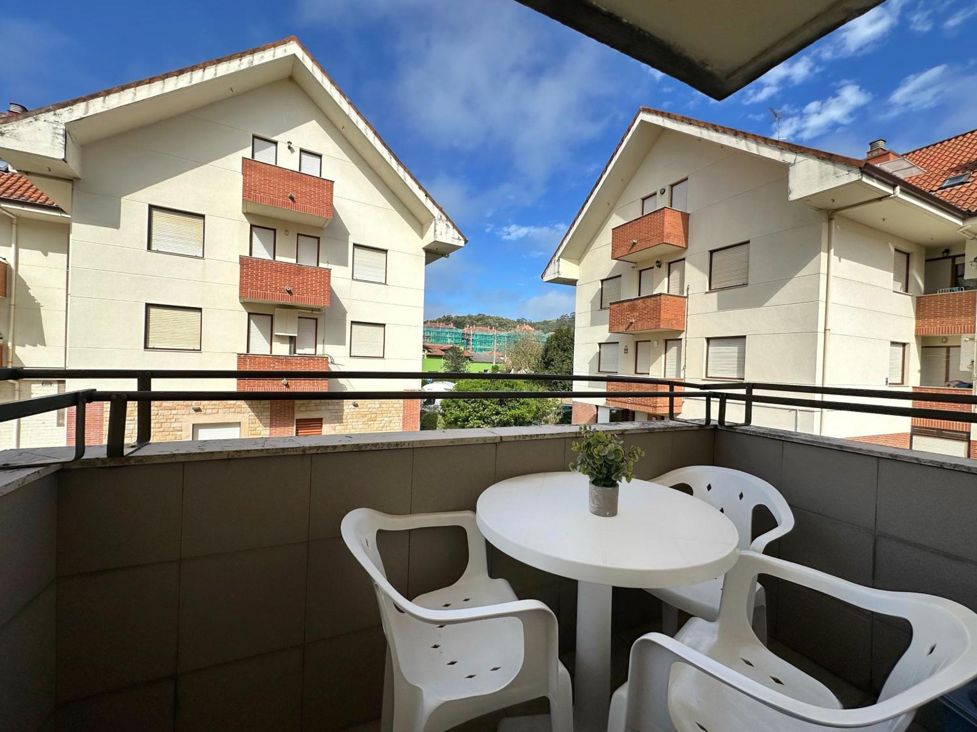 Apartamento Playas De Quejo Isla Exterior photo